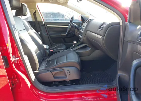 2010 Volkswagen Jetta Limited Edition из США, поврежденный, VIN 3VWRX7AJ7AM162349